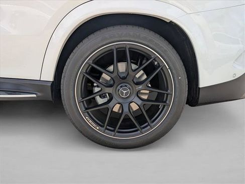 New 2026 Mercedes-Benz GLE 53 AMG 4MATIC Coupe image 9