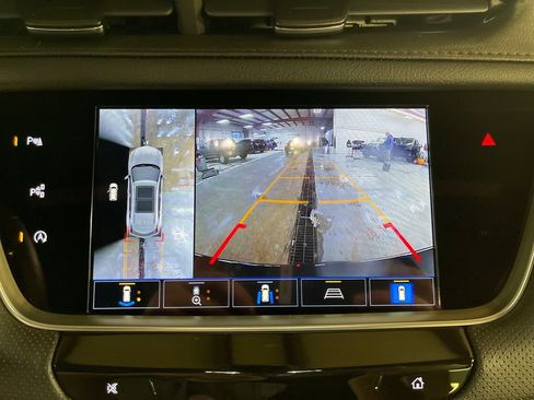 Used 2024 Cadillac XT5 Premium Luxury w/ Technology Package image 21