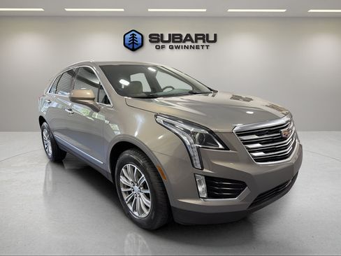 Used 2017 Cadillac XT5 Luxury w/ Driver Awareness Package FWD image 7