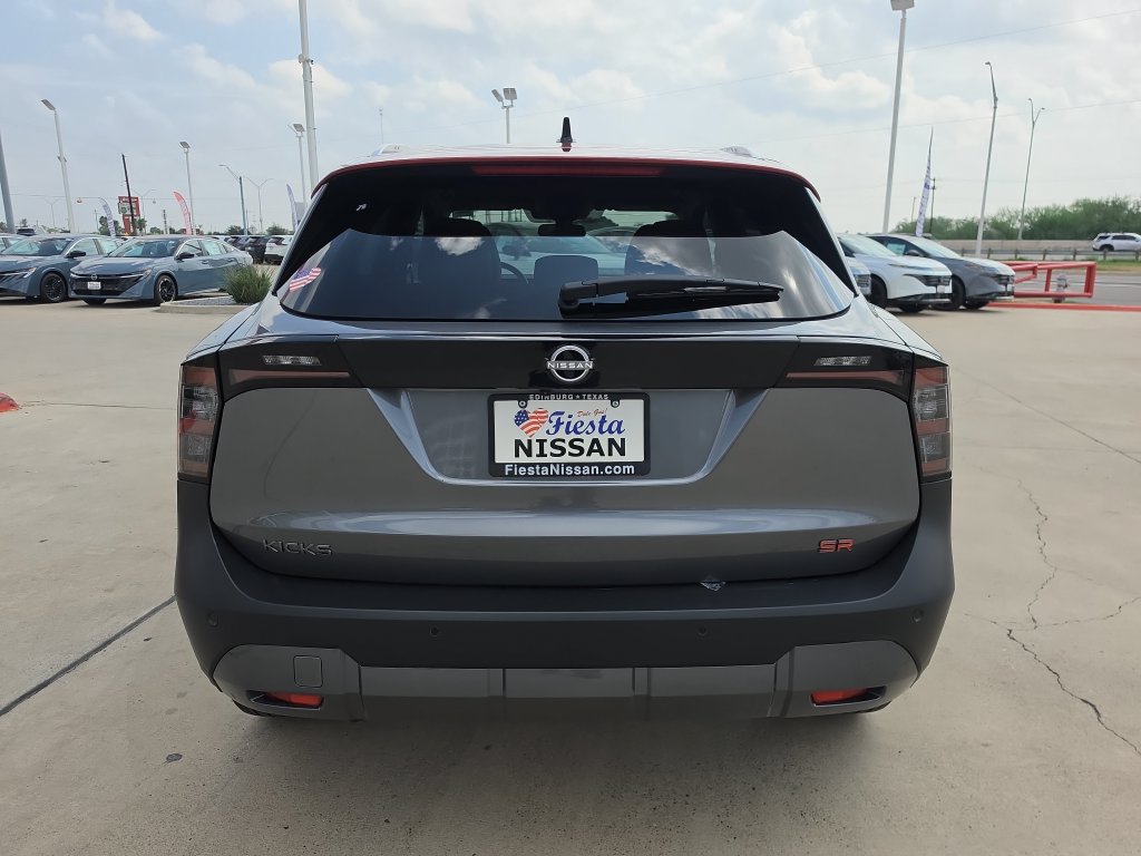 New 2026 Nissan Kicks SR FWD image 5