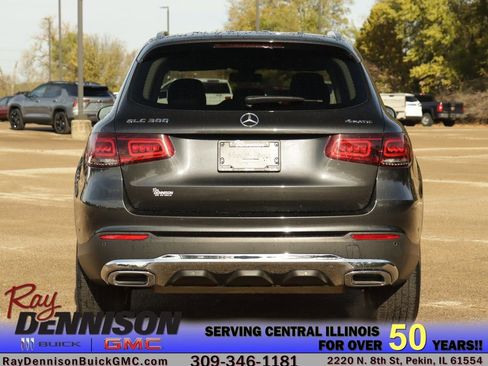 Used 2021 Mercedes-Benz GLC 300 4MATIC image 6