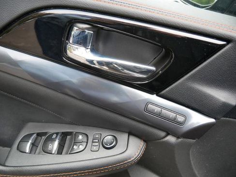 Certified 2023 Nissan Maxima SR w/ Sport Mat Group image 12