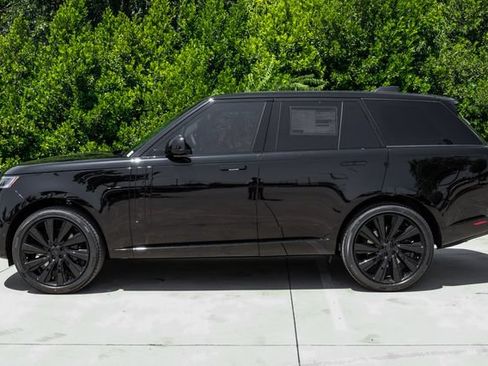 New 2026 Land Rover Range Rover SV AWD/4WD image 12