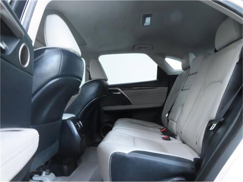 Used 2019 Lexus RX 450h AWD image 22