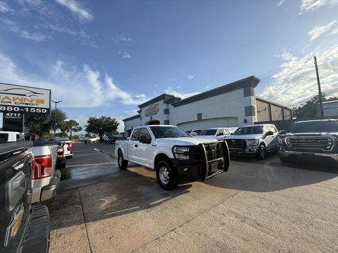 Used 2016 Ford F150 XL w/ Equipment Group 101A Mid AWD/4WD image 41