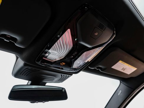 Used 2024 BMW X4 M40i w/ Shadowloine Package image 28