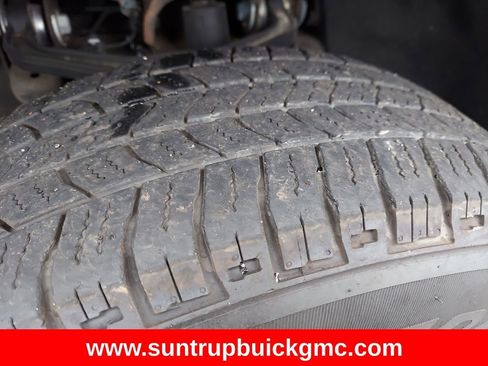 Used 2024 Chevrolet Silverado 2500 LT image 32