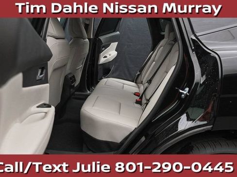 Used 2025 Nissan Murano SV AWD/4WD image 21
