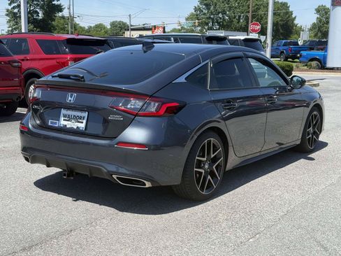 Used 2023 Honda Civic Sport Touring image 2