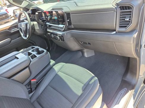 Certified 2024 Chevrolet Silverado 1500 LT w/ Convenience Package II AWD/4WD image 16