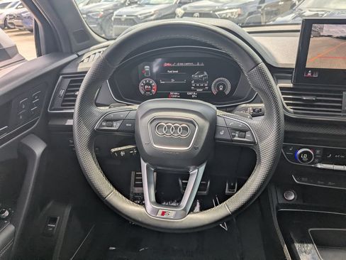 Used 2022 Audi SQ5 Premium Plus w/ Premium Plus Package AWD/4WD image 3