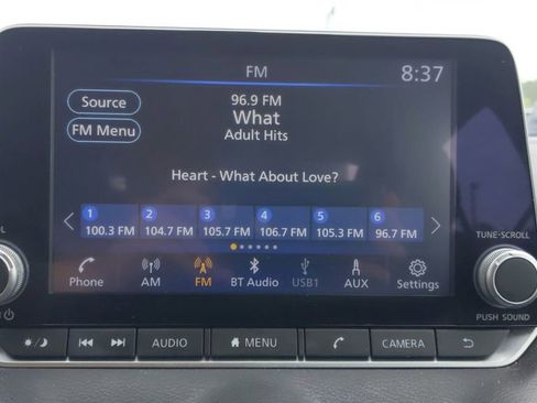 Used 2023 Nissan Sentra SV image 25