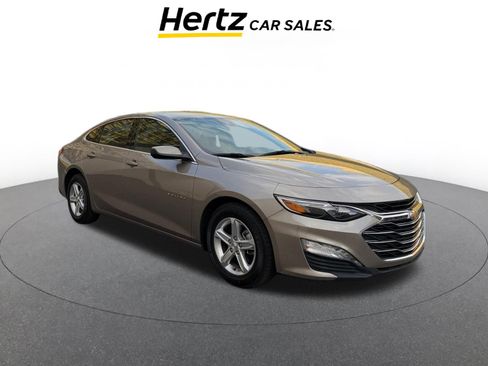Used 2024 Chevrolet Malibu LT image 1