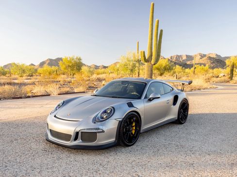 Used 2016 Porsche 911 GT3 RS image 29