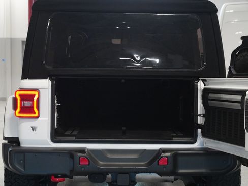 Used 2021 Jeep Wrangler Unlimited Rubicon image 31