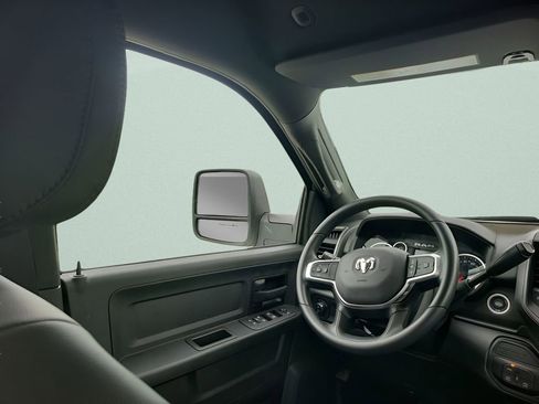 New 2026 RAM 2500 Tradesman image 15