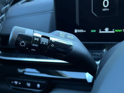 New 2026 Kia Carnival SX Prestige FWD image 23
