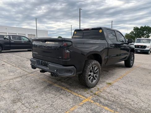 Used 2024 Chevrolet Silverado 1500 LT AWD/4WD image 3