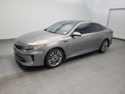 Used 2016 Kia Optima SX w/ Chrome Wheel Package image 2