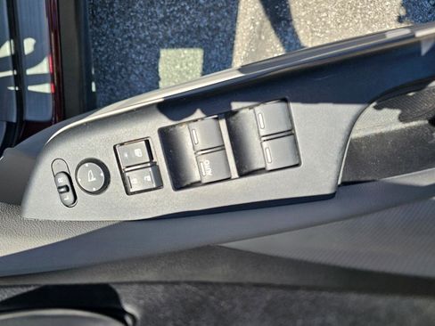 Used 2012 Honda CR-V LX image 11