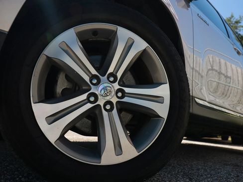 Used 2013 Toyota Highlander Limited AWD/4WD image 28