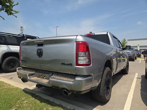 Used 2022 RAM 1500 Big Horn AWD/4WD image 3