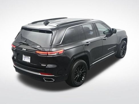 Used 2025 Jeep Grand Cherokee Summit AWD/4WD image 33
