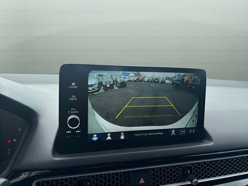 Used 2025 Honda Civic Sport image 30