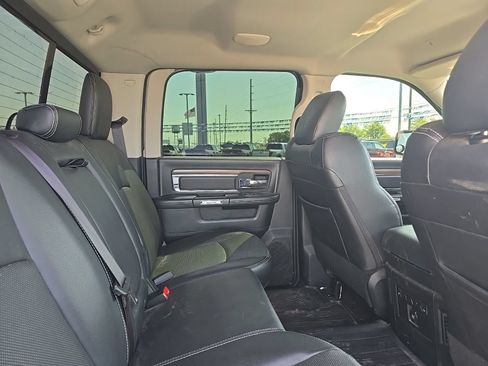 Used 2018 RAM 2500 Laramie w/ Sport Appearance Group AWD/4WD image 9