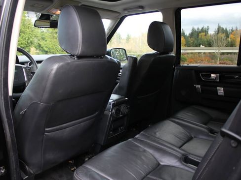 Used 2011 Land Rover LR4 HSE LUX image 19