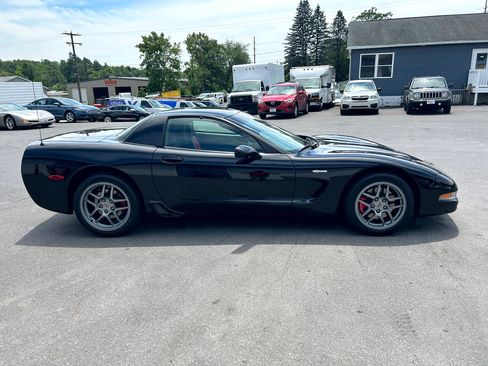 Used 2001 Chevrolet Corvette Z06 w/ Memory Pkg image 6