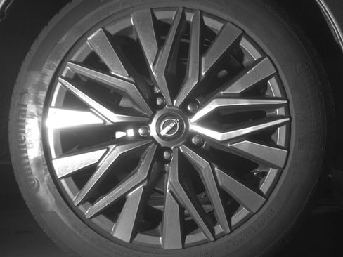 Used 2025 Nissan Altima 2.5 SV FWD image 18
