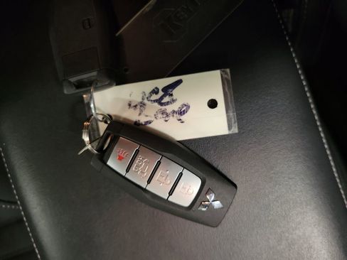 Used 2022 Mitsubishi Outlander SE image 13