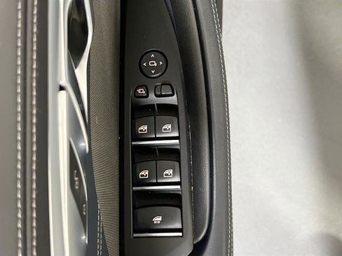 Used 2022 BMW M850i xDrive Convertible w/ Driving Assistance Package image 18