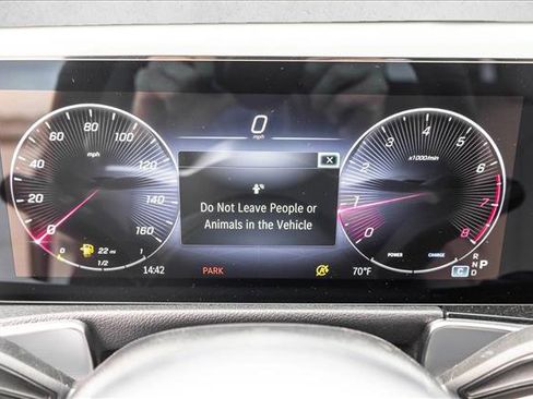 New 2026 Mercedes-Benz GLB 250 4MATIC image 15