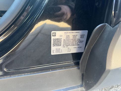 Used 2025 Chevrolet TrailBlazer LT image 30