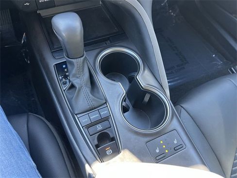Used 2023 Toyota Camry SE w/ Cold Weather Package image 20