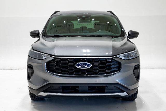 Used 2025 Ford Escape ST-Line FWD image 7