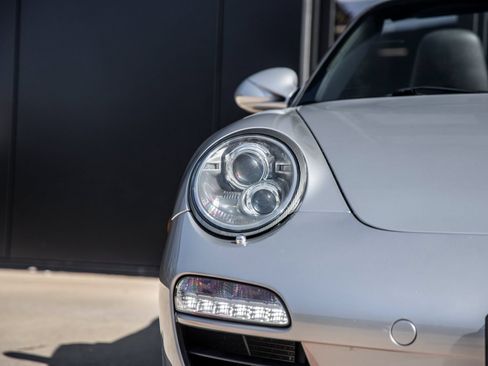 Used 2010 Porsche 911 Carrera S RWD image 20