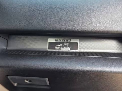 Used 2017 Ford F150 Lariat w/ Equipment Group 502A Luxury image 13