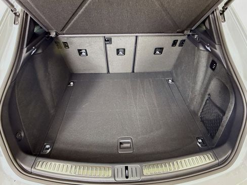 New 2026 Porsche Macan S image 28