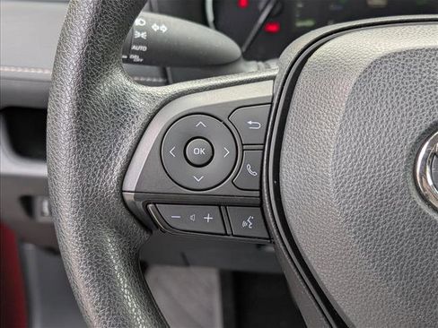 Used 2025 Toyota RAV4 XLE image 28