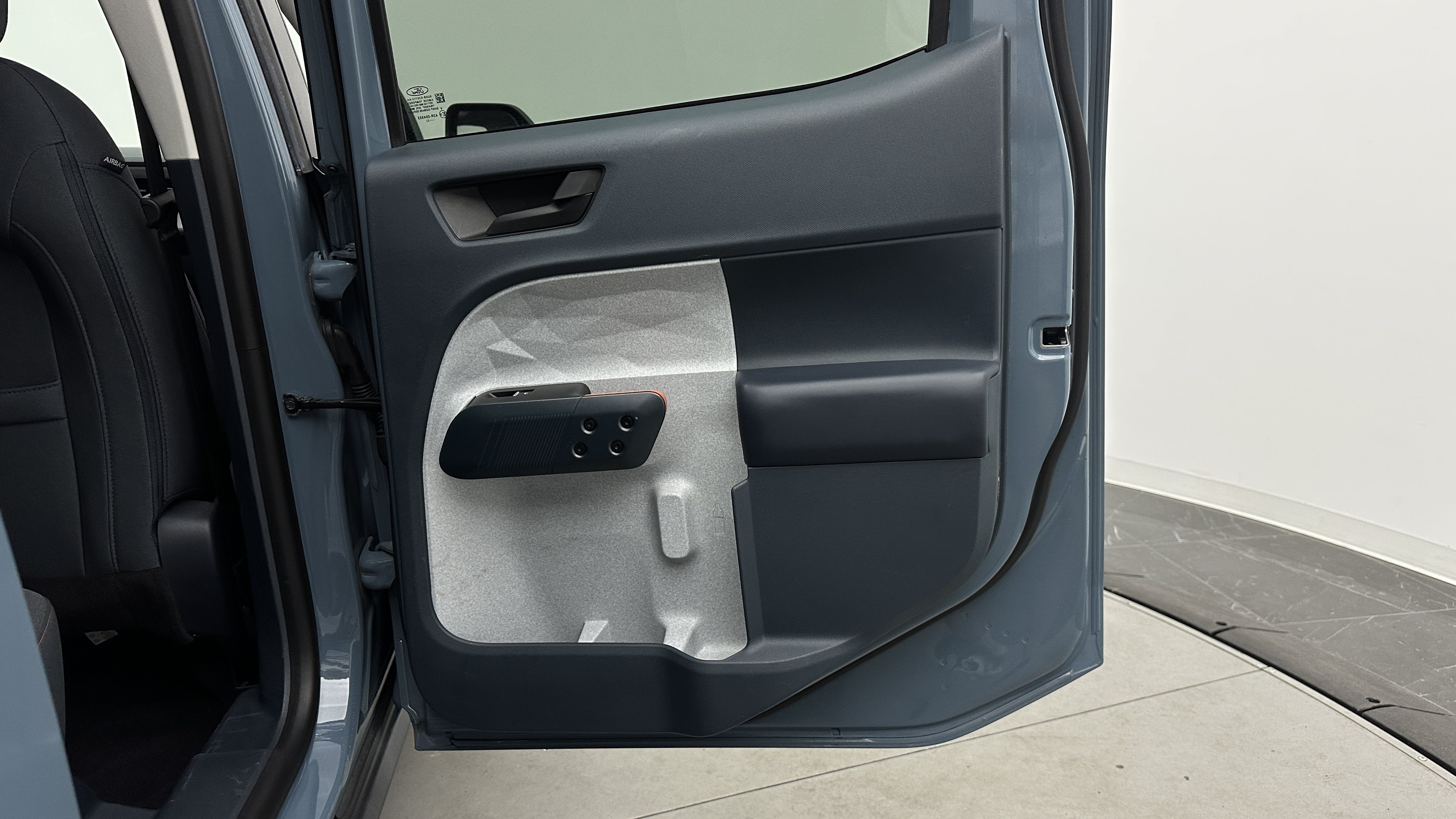 Used 2023 Ford Maverick XLT FWD image 28
