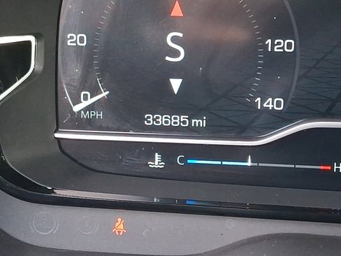 Used 2024 GMC Yukon Denali Ultimate image 24