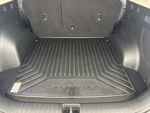 Certified 2023 Kia Sportage SX FWD image 27