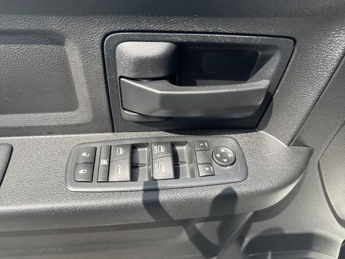 Used 2017 RAM 3500 Tradesman w/ Chrome Appearance Group AWD/4WD image 13