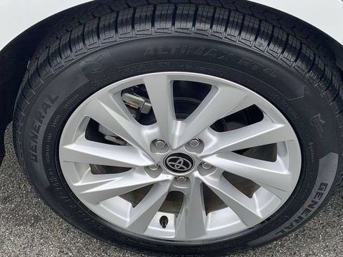 Used 2024 Toyota Camry LE w/ Convenience Package FWD image 32