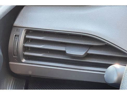 Certified 2025 Subaru Crosstrek 2.0i Premium image 28