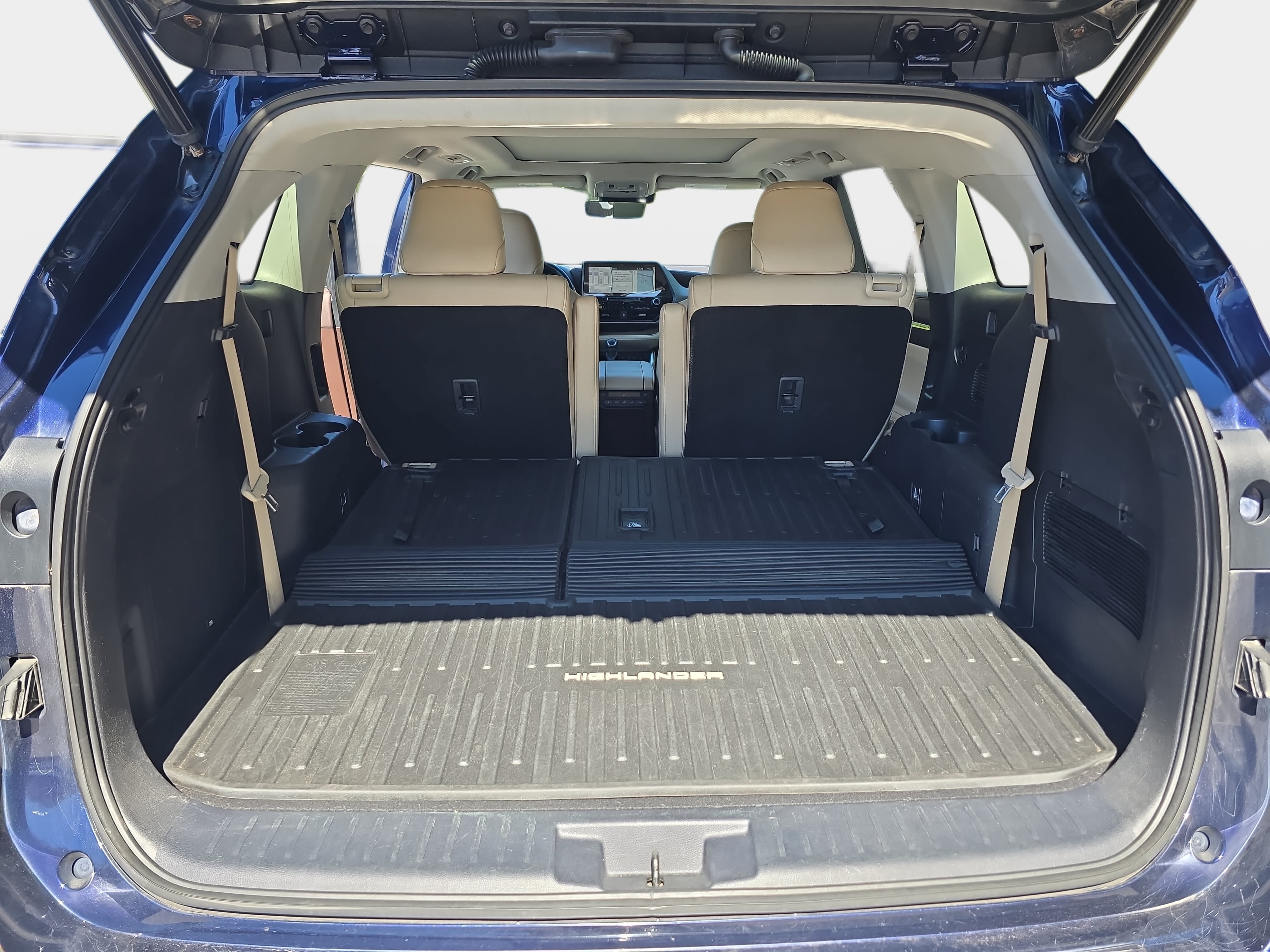Used 2021 Toyota Highlander Platinum AWD/4WD image 14