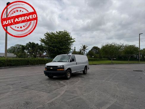Used 2024 Chevrolet Express 2500 w/ Driver Convenience Package image 2